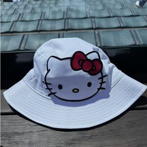 SF Giants Hello Kitty Bucket Hat